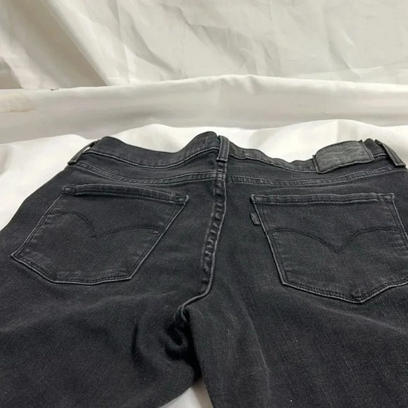 Levi Strauss 314 SHAPING STRAIGHT WOMEN'S JEANS. Size 29  Black NWOT - Picture 7 of 8